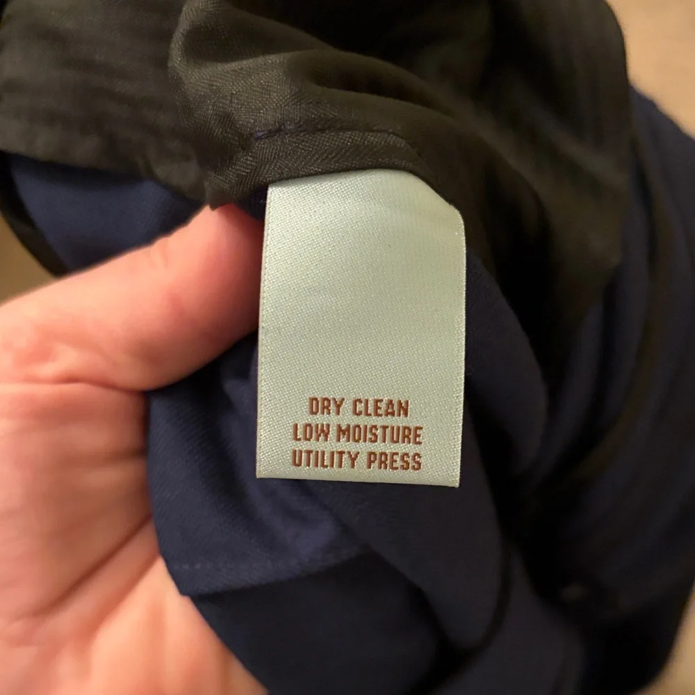 Class Club Boys navy blue suit - Picture 14 of 15